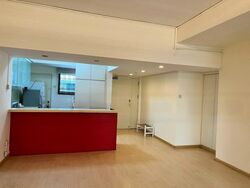 International Plaza (D2), Apartment #561221881